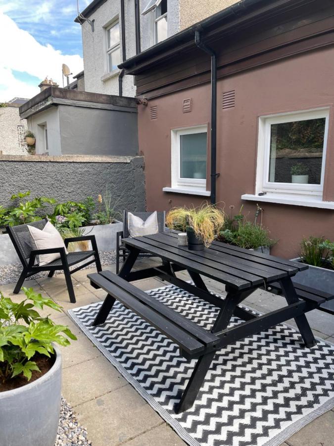 The Village House Malahide Exterior photo